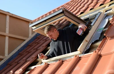 Pose de fenêtres de toit Velux à Rethondes